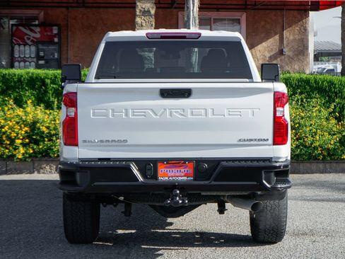Used 2024 Chevrolet Silverado 2500 Custom w/ Custom Convenience Package image 7