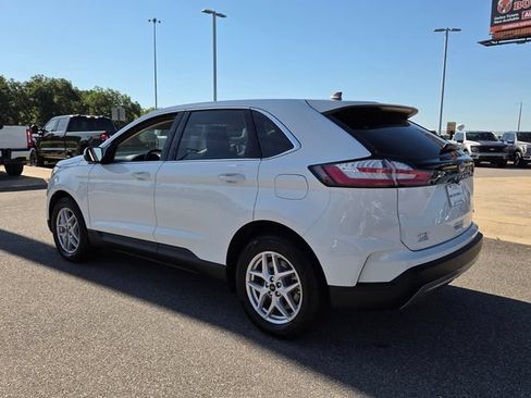Used 2024 Ford Edge SEL AWD/4WD image 9