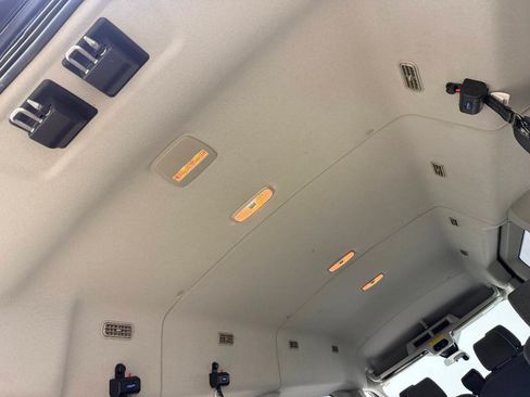 Used 2019 Ford Transit 350 XLT RWD image 92