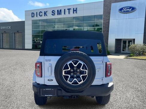 New 2025 Ford Bronco Outer Banks image 5