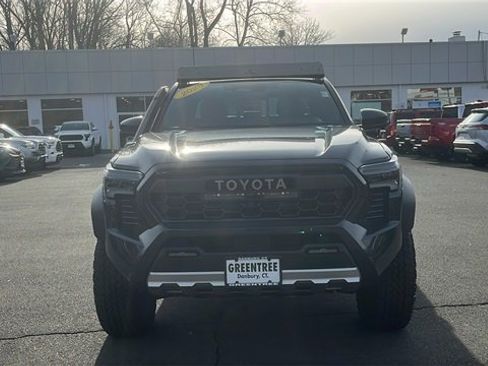 Used 2024 Toyota Tacoma Trailhunter image 2