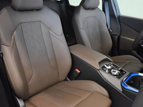 New 2026 BMW X3 xDrive30 w/ Premium Package AWD/4WD image 9