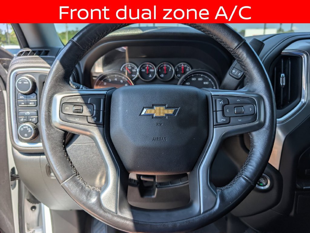 Used 2022 Chevrolet Silverado 1500 LT AWD/4WD image 23