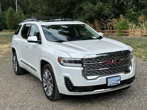 Used 2021 GMC Acadia Denali w/ Denali Ultimate Package AWD/4WD image 2