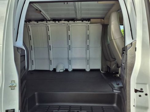 New 2026 Chevrolet Express 2500 Extended RWD image 11