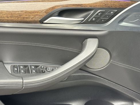 Used 2018 BMW X3 M40i image 15