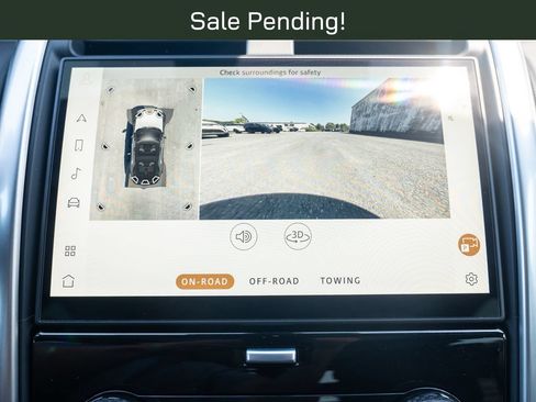 Certified 2025 Land Rover Discovery Dynamic SE AWD/4WD image 30