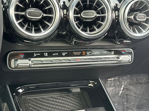 Certified 2024 Mercedes-Benz EQB 350 4MATIC SUV image 21