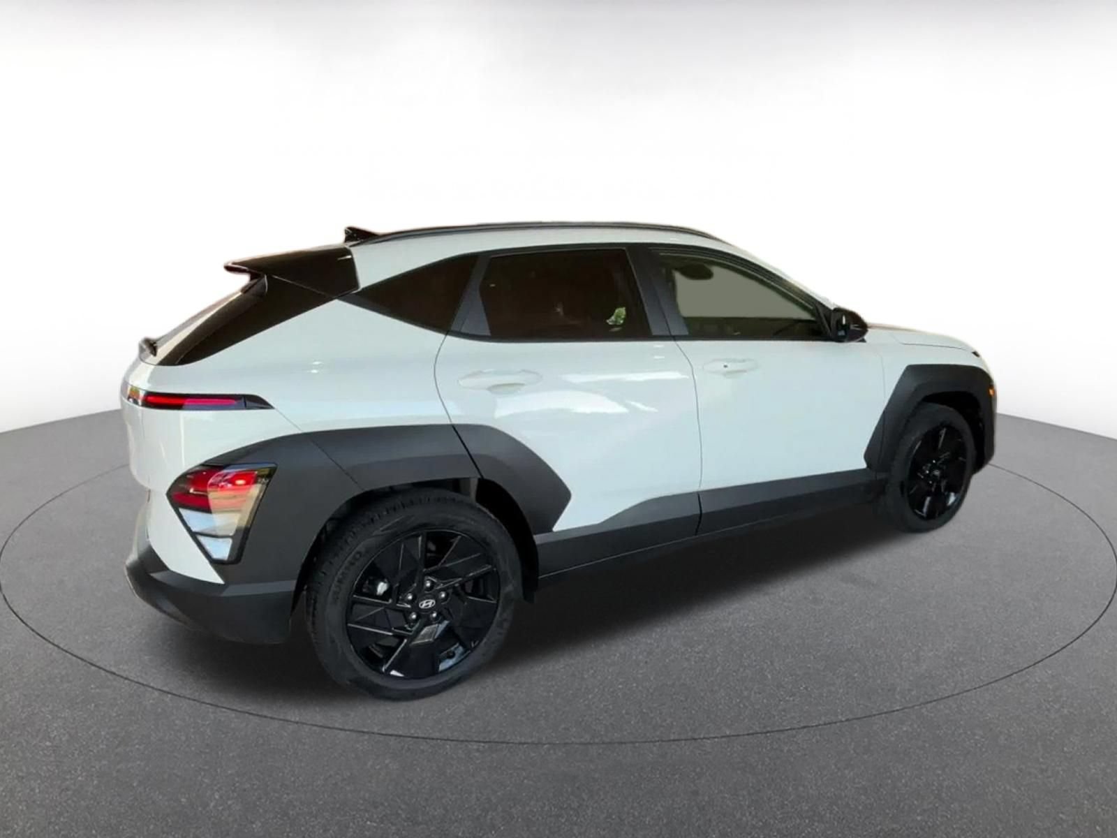 Used 2026 Hyundai Kona SEL Sport FWD image 12