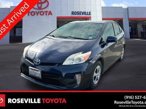 Used 2012 Toyota Prius Two image 1