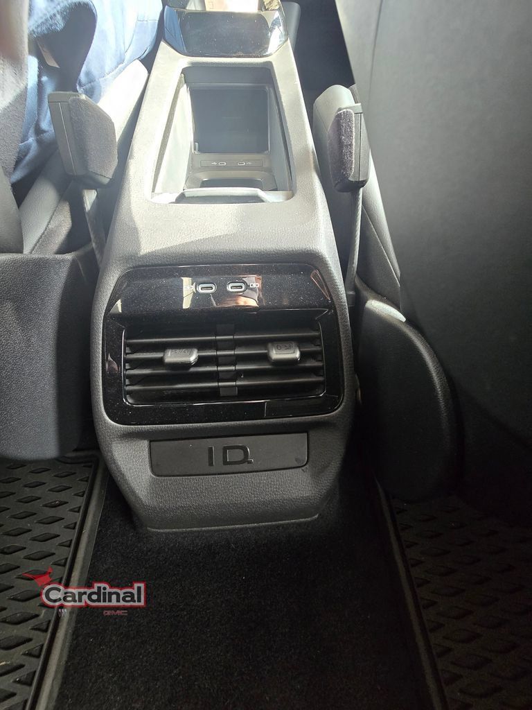 Used 2021 Volkswagen ID.4 Pro S w/ ID.4 Protection Package RWD image 29