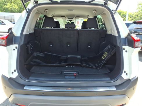 Certified 2023 Nissan Rogue SV AWD/4WD image 15