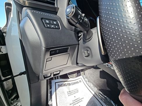 Used 2022 Lexus LX 600 F Sport image 29