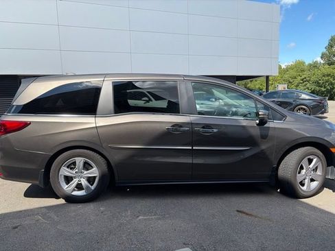 Used 2019 Honda Odyssey EX-L image 2