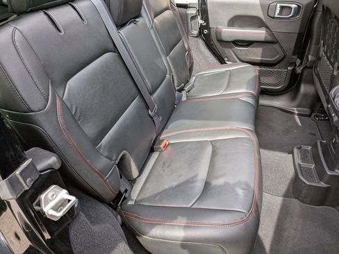 Certified 2022 Jeep Wrangler Unlimited Rubicon image 25