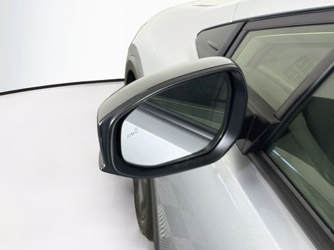 Used 2026 Toyota Prius LE FWD image 16