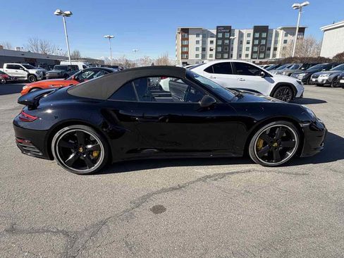 Used 2019 Porsche 911 Turbo S image 17
