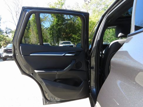Used 2018 BMW X1 xDrive28i image 20