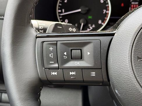 Certified 2025 Nissan Pathfinder SL AWD/4WD image 27