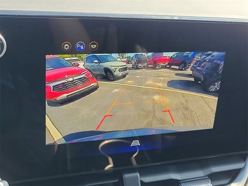 New 2026 Chevrolet Equinox LT w/ Convenience Package II image 16