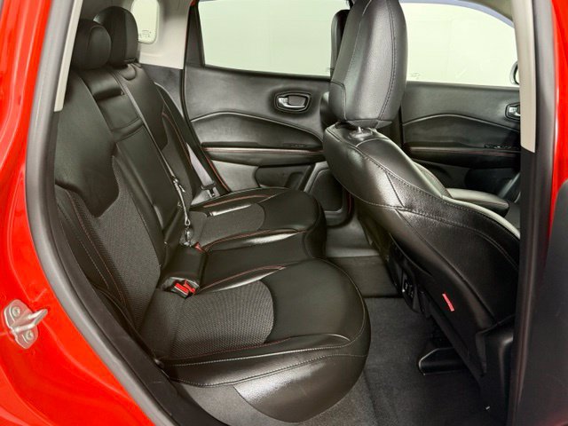 Used 2020 Jeep Compass Trailhawk AWD/4WD image 29