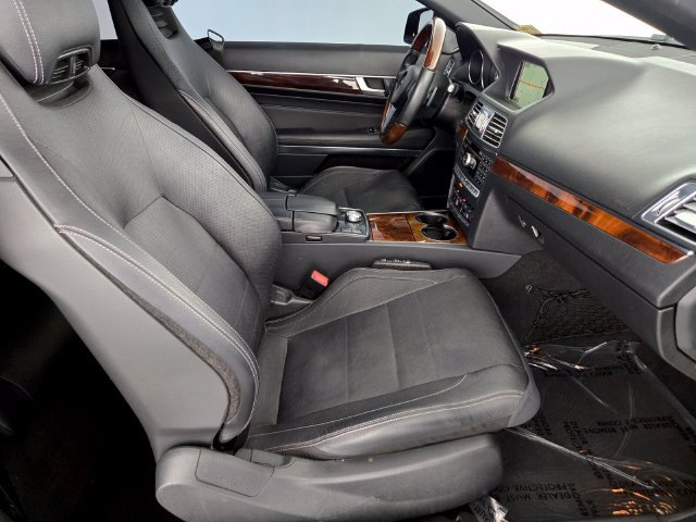 Used 2014 Mercedes-Benz E 550 Cabriolet image 3