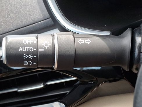 Used 2023 Acura MDX SH-AWD w/ Technology Package image 27