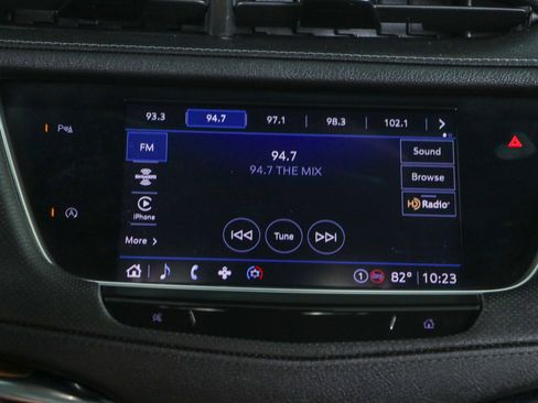 Used 2022 Cadillac XT5 Premium Luxury AWD/4WD image 19