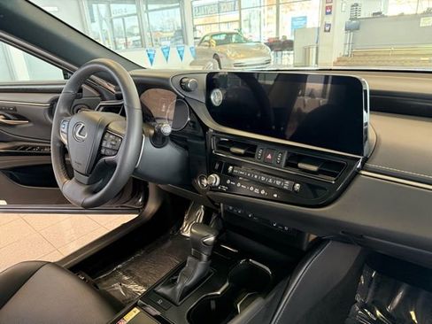Used 2023 Lexus ES 350 w/ Premium Package image 28