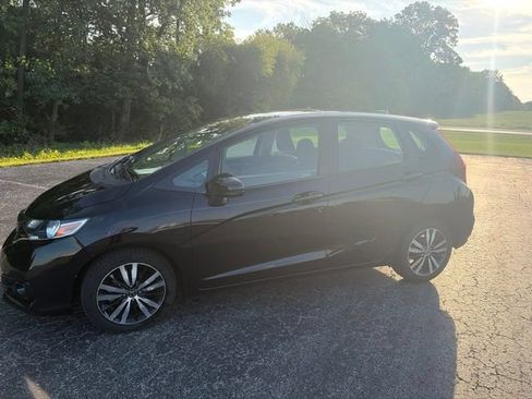 Used 2019 Honda Fit EX image 2