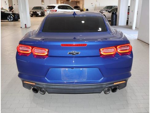 Used 2021 Chevrolet Camaro LT w/ Technology Package RWD image 6
