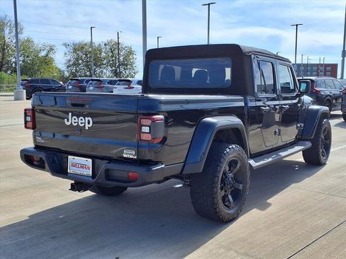Used 2020 Jeep Gladiator Overland image 21