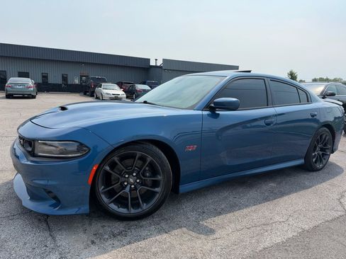 Used 2020 Dodge Charger Scat Pack w/ Plus Group RWD image 4
