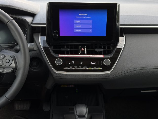 Used 2026 Toyota Corolla Cross LE FWD image 16