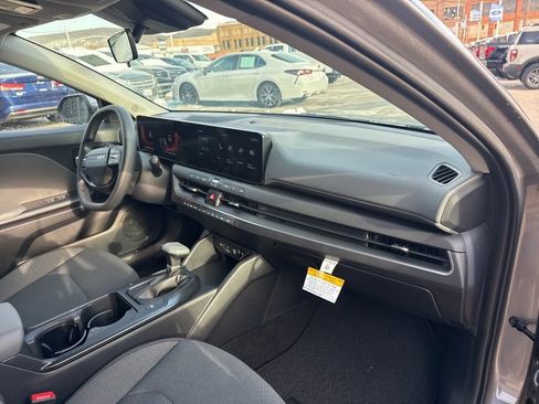New 2025 Kia K4 LXS image 14