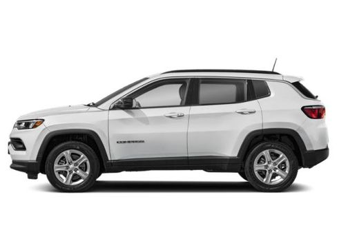 Certified 2024 Jeep Compass Limited AWD/4WD image 2