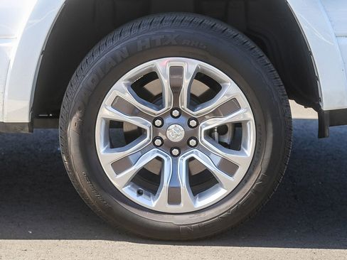 Used 2024 RAM 1500 Limited image 10