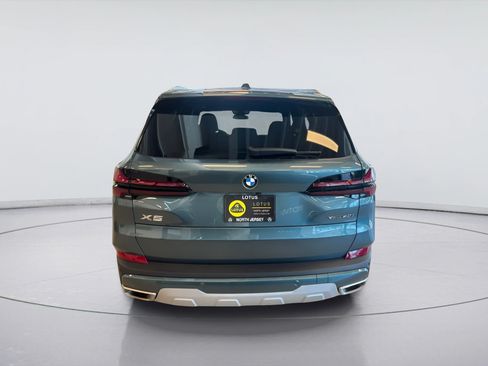 Used 2025 BMW X5 xDrive40i w/ Premium Package AWD/4WD image 3