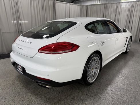 Used 2016 Porsche Panamera Edition image 4