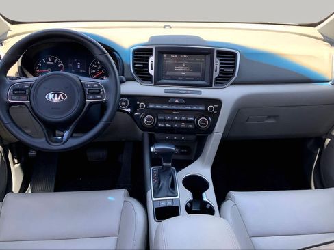 Used 2019 Kia Sportage EX w/ EX Premium Package FWD image 16