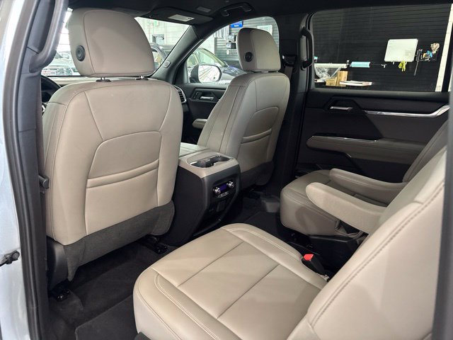 Used 2026 GMC Acadia Elevation w/ Elevation Premium Package AWD/4WD image 30