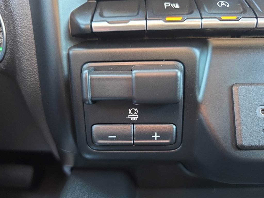 Used 2019 Chevrolet Silverado 1500 LTZ AWD/4WD image 51