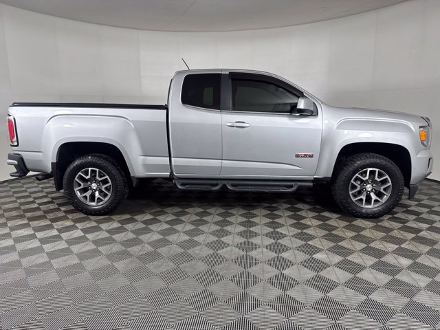 Used 2015 GMC Canyon SLE AWD/4WD image 2
