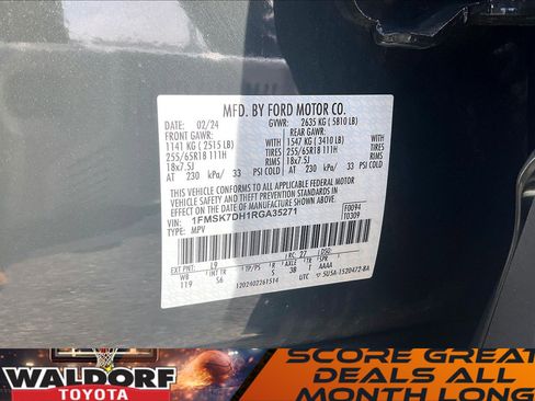 Used 2024 Ford Explorer XLT w/ Equipment Group 202A image 37