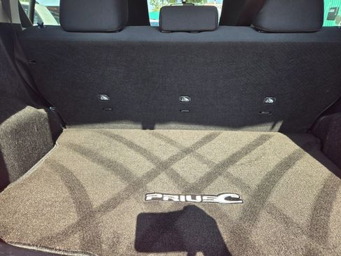 Used 2014 Toyota Prius C One image 14