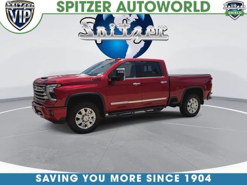 Used 2024 Chevrolet Silverado 2500 High Country w/ High Country Premium Package AWD/4WD image 5