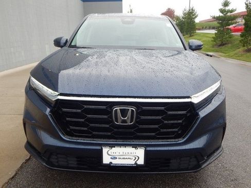 Used 2025 Honda CR-V EX image 7
