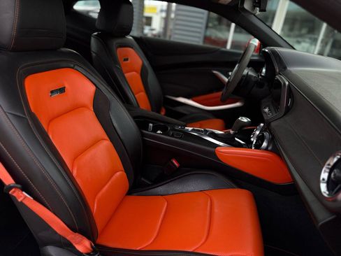 Used 2018 Chevrolet Camaro SS w/ Hot Wheels Edition RWD image 17