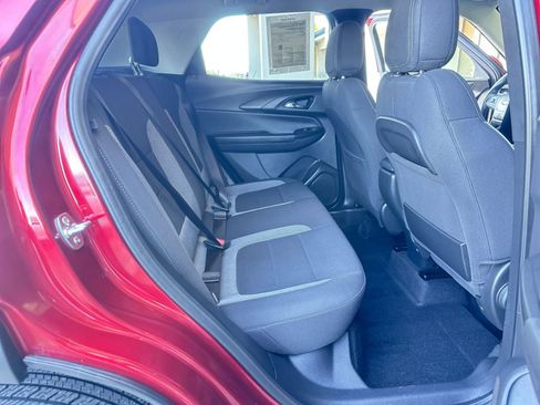 Used 2025 Chevrolet TrailBlazer LT image 25