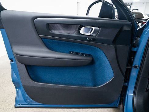 Used 2023 Volvo C40 P8 Recharge Plus w/ Climate Package image 16